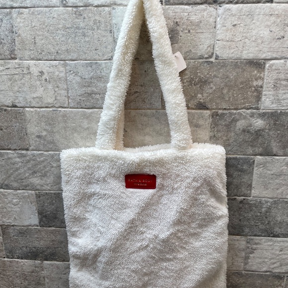 ❤️ BATH & BODY WORKS SHERPA CREAM TOTE BAG NEW - Picture 3 of 4